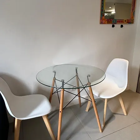 Appartamento 1 Bedroom Flat In Heart Of Nizza